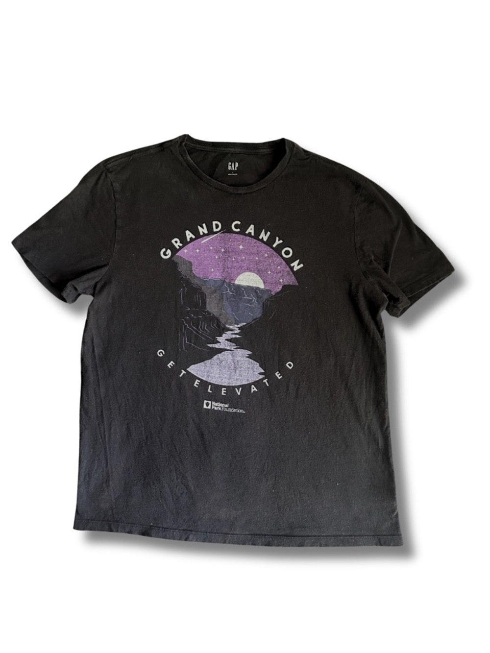 GAP Black Short-Sleeve Grand Canyon Graphic Tee with Purple Print
